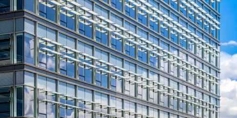 In che modo i processi digitali aiutano Starline Windows a concludere gli affari.