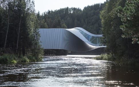 Increasing efficiency and improving project outcomes by moving to BIM