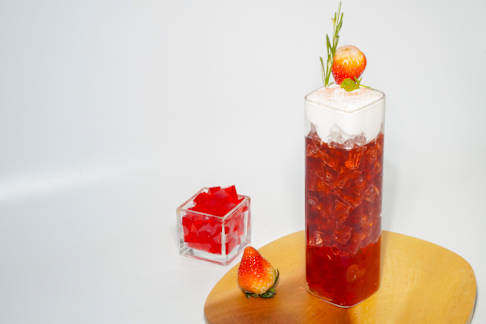 ชาดำเบอร์รี่ โฟมไวท์มอลต์