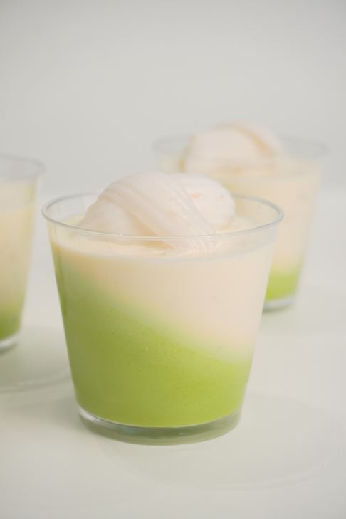 Pandan and young coconut pudding พุดดิ้งมะพร้าวอ่อนใบเตย