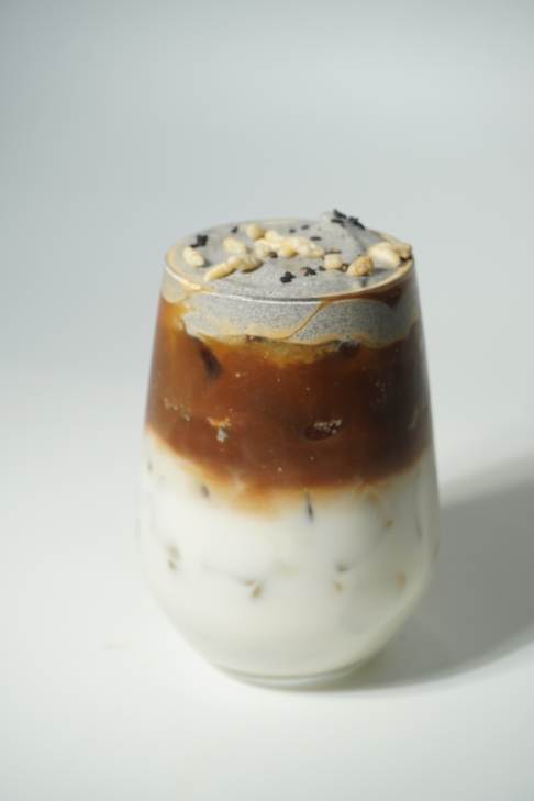 ลาเต้โฟมงาดำ