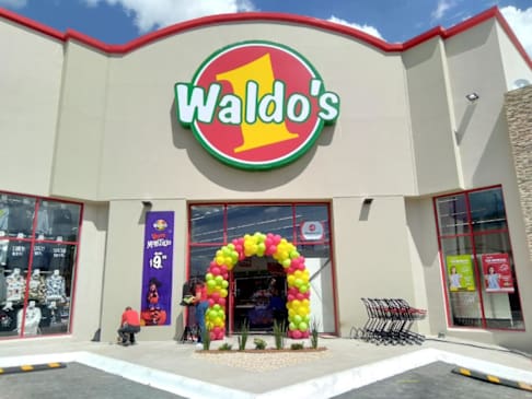 Waldo’s Dolar Mart: An “Irresistible” Retail TransformatioW
